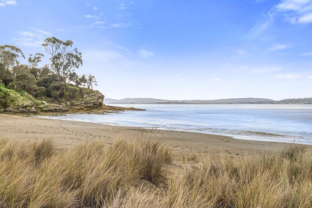 Beachfront Apartment Blackmans Bay Kingston Beach Extérieur photo